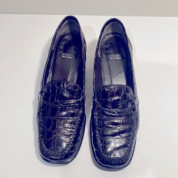Vintage Stuart Weitzman brown croc leather slip on loafers 1.5” heel - Picture 2 of 8